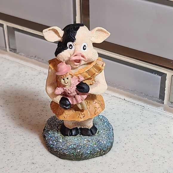Little pig figurine knick knack for sale today - Picture 11 of 11
